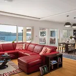 Luxury Sea Whisper Steps From With Indoor & Outdoor Pools Near *