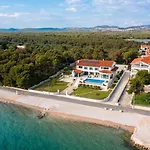Luxury Sea Whisper Steps From With Indoor & Outdoor Pools Near Willa
