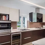 Villa Luxury Sea Whisper Steps From With Indoor & Outdoor Pools Near