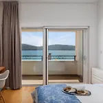 Luxury Sea Whisper Steps From With Indoor & Outdoor Pools Near Villa Sibenik