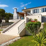 Luxury Sea Whisper Steps From With Indoor & Outdoor Pools Near * Sibenik