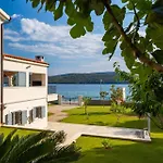 Luxury Sea Whisper Steps From With Indoor & Outdoor Pools Near Sibenik