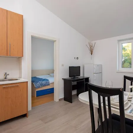 Villa Luxury Sea Whisper With Private Pool, Sauna, Jacuzzi And Gym By The Sea -
