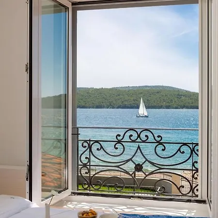 Luxury Sea Whisper With Private Pool, Sauna, Jacuzzi And Gym By The Sea - *