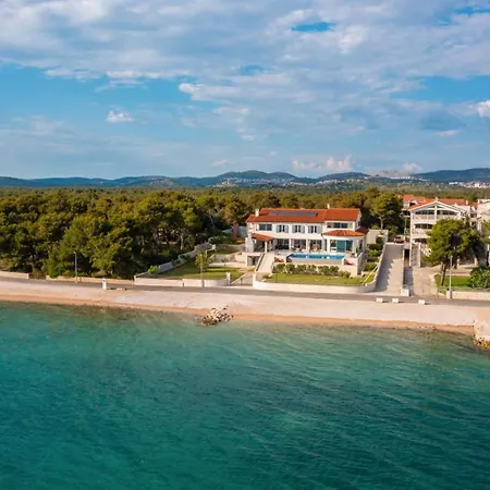 Luxury Sea Whisper With Private Pool, Sauna, Jacuzzi And Gym By The Sea - Villa *
