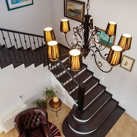 Luxury Sea Whisper With Private Pool, Sauna, Jacuzzi And Gym By The Sea - * 希贝尼克