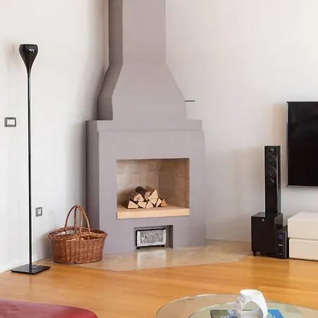 Luxury Sea Whisper With Private Pool, Sauna, Jacuzzi And Gym By The Sea - 别墅 希贝尼克