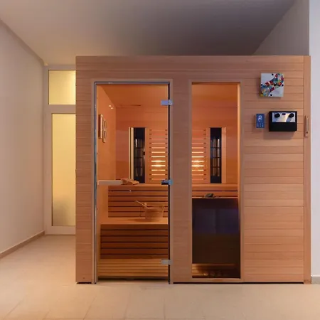 Luxury Sea Whisper With Private Pool, Sauna, Jacuzzi And Gym By The Sea - Sibenik