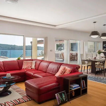 Luxury Sea Whisper With Private Pool, Sauna, Jacuzzi And Gym By The Sea - *