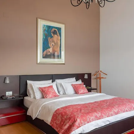 Luxury Sea Whisper Steps From With Indoor & Outdoor Pools Near Villa Sibenik