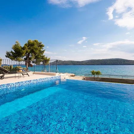 Villa Luxury Sea Whisper Steps From With Indoor & Outdoor Pools Near Sibenik