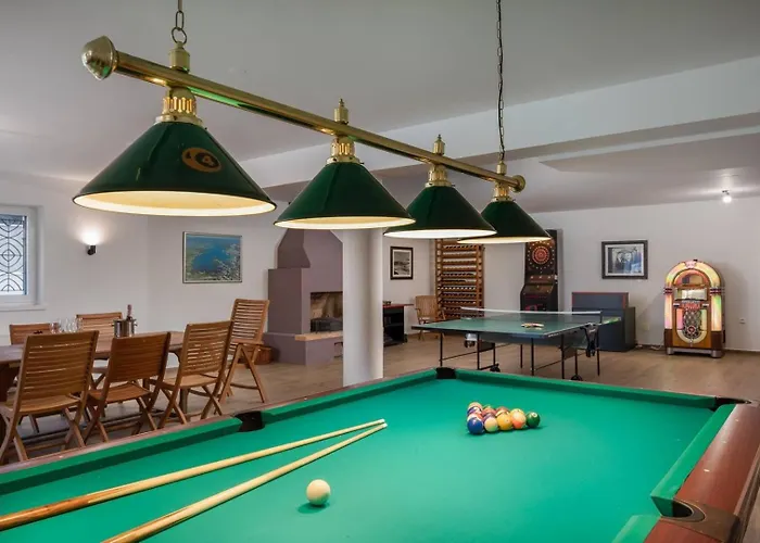 Luxury Sea Whisper With Private Pool, Sauna, Jacuzzi And Gym By The Sea - Βίλα Σίμπενικ