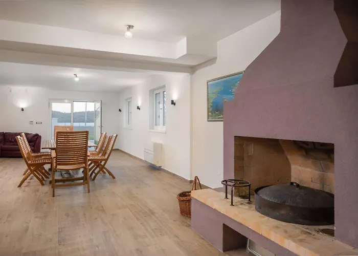 Luxury Sea Whisper With Private Pool, Sauna, Jacuzzi And Gym By The Sea - Σίμπενικ