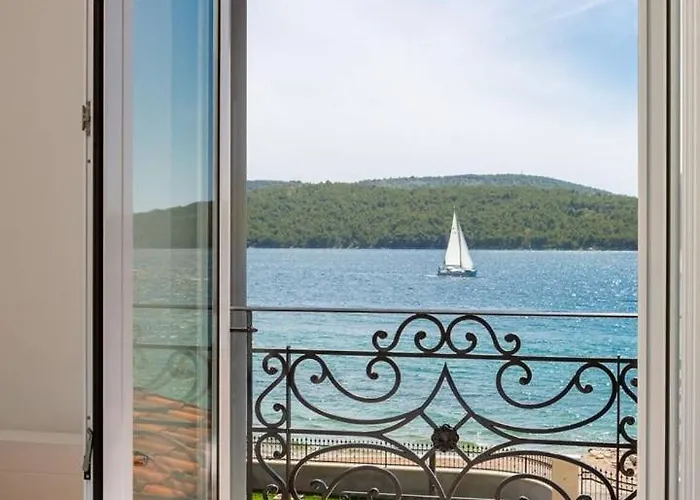 Luxury Sea Whisper With Private Pool, Sauna, Jacuzzi And Gym By The Sea - *