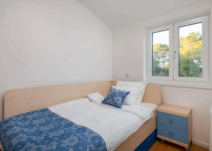 Luxury Sea Whisper With Private Pool, Sauna, Jacuzzi And Gym By The Sea - וילה שיבניק