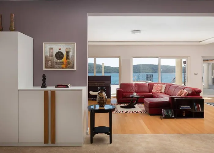 Βίλα Luxury Sea Whisper With Private Pool, Sauna, Jacuzzi And Gym By The Sea -