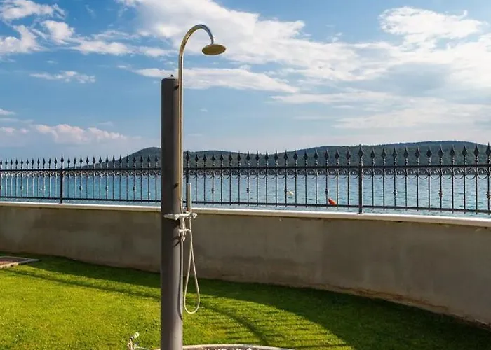 Βίλα Luxury Sea Whisper With Private Pool, Sauna, Jacuzzi And Gym By The Sea -