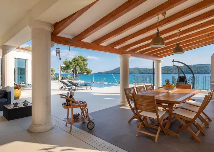 Βίλα Luxury Sea Whisper With Private Pool, Sauna, Jacuzzi And Gym By The Sea - Σίμπενικ