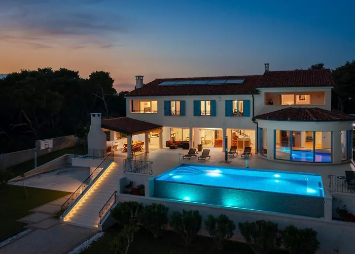 Luxury Sea Whisper With Private Pool, Sauna, Jacuzzi And Gym By The Sea - *