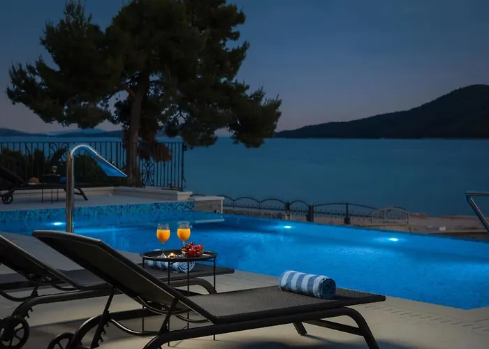 Βίλα Luxury Sea Whisper With Private Pool, Sauna, Jacuzzi And Gym By The Sea - *