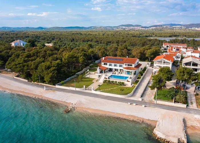 Luxury Sea Whisper With Private Pool, Sauna, Jacuzzi And Gym By The Sea - Βίλα