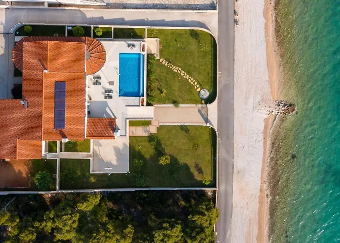 Luxury Sea Whisper With Private Pool, Sauna, Jacuzzi And Gym By The Sea - * Σίμπενικ