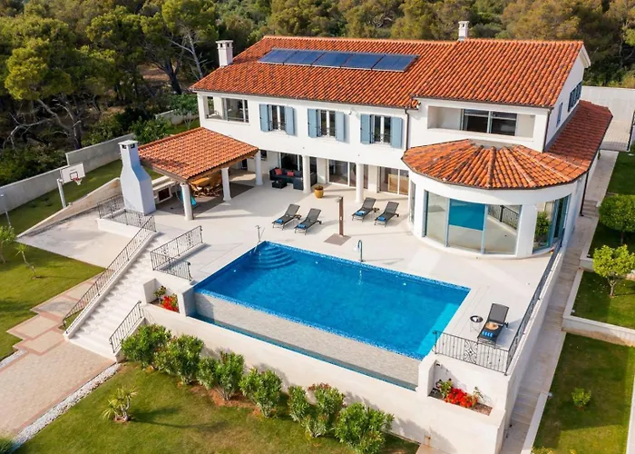 Luxury Sea Whisper With Private Pool, Sauna, Jacuzzi And Gym By The Sea - Σίμπενικ